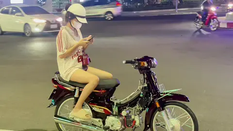 Nai cho ẻm lên sống 😁📹👰🏻‍♀️@౨ৎɦ🎀 #fyp #hondadream #dream54zz #dreamkiengvn🇻🇳 #71bentre_xinchao🌴 