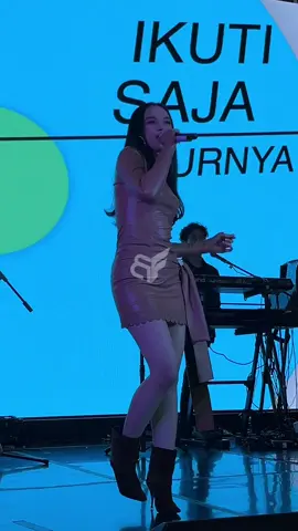 lyodra kalau bosan live at grandmall metropolitan bekasi #fancamlyodra #konserlyodra #lyodraginting #lyodra 