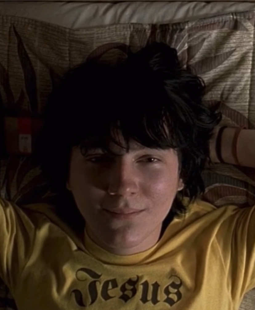 my comfort movie #littlemisssunshine #littlemisssunshineedit #tonicollette #pauldano #stevecarell #dwaynehoover #filmtok #movie #cinema #edit #letterboxd #georgeharrison #fyp #foryoupage #foryou 