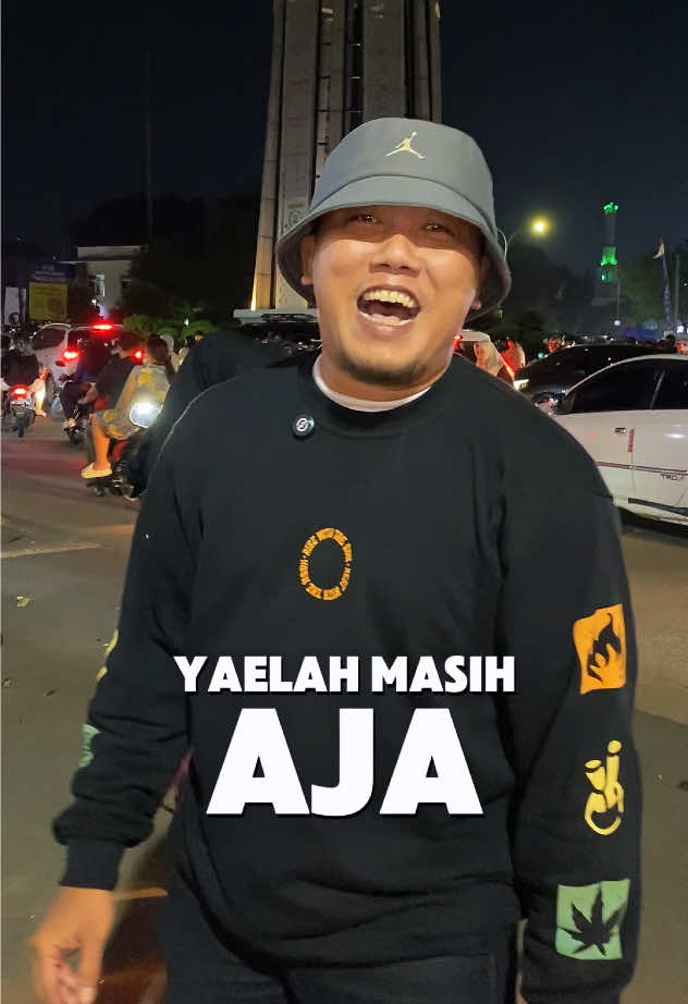 Masih aje galau 2025 der 🤞🏻 #katesibob #lewatberandafyp #lewatberanda #storywa #storywa30detik #fyp #katakata #kaosmurah 