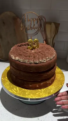 He looooooved it 🐻☕️🤎 Coffee-soaked vanilla sponge layers with marscapone cream and a healthy dusting of cocoa powder! #cakedecorating #caketok #tiramisucake #birthdaycake #baker #thecutestfoodie #fyp 