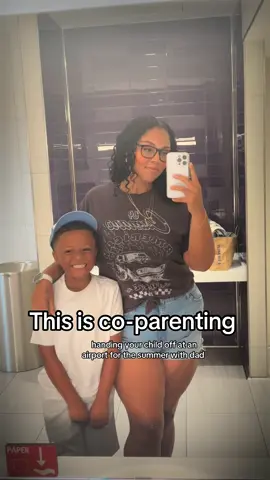This is co - parenting. As a mom I always need a break and when this time of year comes I’m so sad. Safe travels to my baby. Enjoy your time with daddy @Kameron . I already can’t wait till your back 🤍 #coparenting #singlemom #singlemoms #parenting #mom 