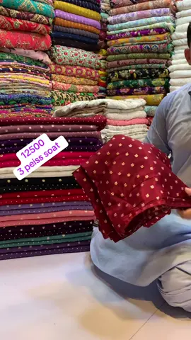 #oder #odetail #whattsapp#03433124576 #Dollyfabric #celebrate #fabrics #pakistanifashoin #pure #crep