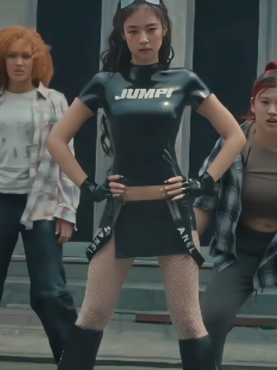 jennie fancam || gnt, to MORTA, hj a gnt teve apresentação de uma feriado de ciências e passamos pra fase regional!! (é coisa do estado ja q minha escola é estadual) dai ficamos a tarde toda fazendo um documento e 1 video pra mandar pra os coiso la, juro, to mt orgulhosa do meu grupo || #jennie #blackpink #fancam #fyp #miocamsy 