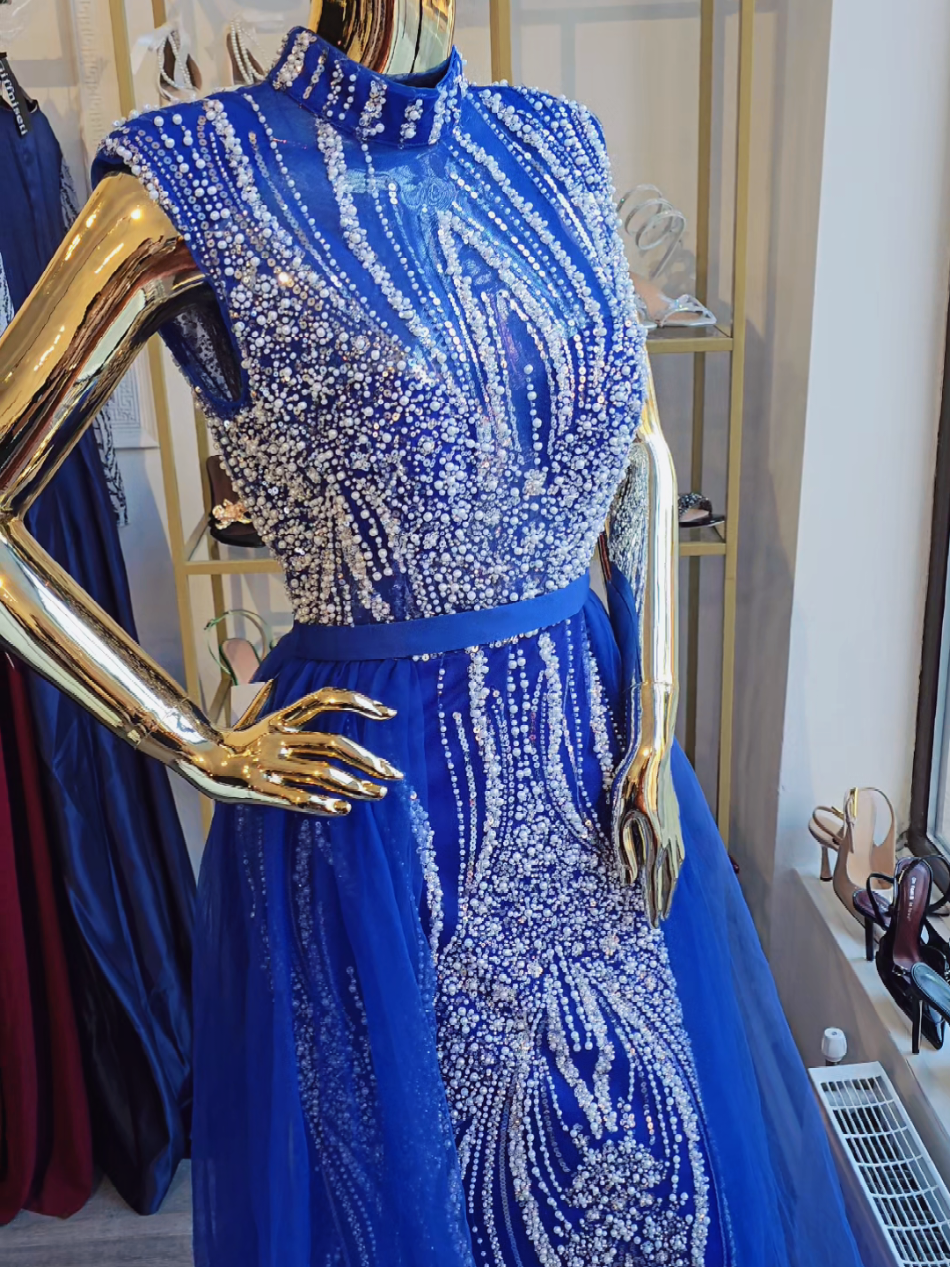 De luni, 14 iulie, găsiți marfă nouă la Shein G Store Bistrița ✔️ Rochii lux  Încălțăminte, compleuri, cămăși, pantaloni, tricouri, fuste, etc.... Str Gheorghe Șincai nr 30, Bistrița.  Atenție, articole unice! Nu avem dubluri sau mărimi la produse, primul venit, primul servit 💯 #dresses #moda #shein #women #romania #fyp #f #store #sheinfashionweek 