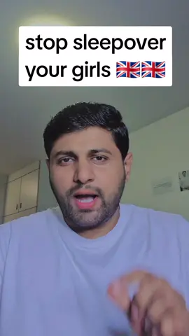 When you girls say for a sleepover at friends house🇬🇧🇬🇧 