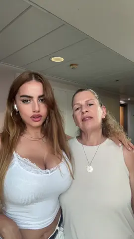 אני מאוהבת בך אמא