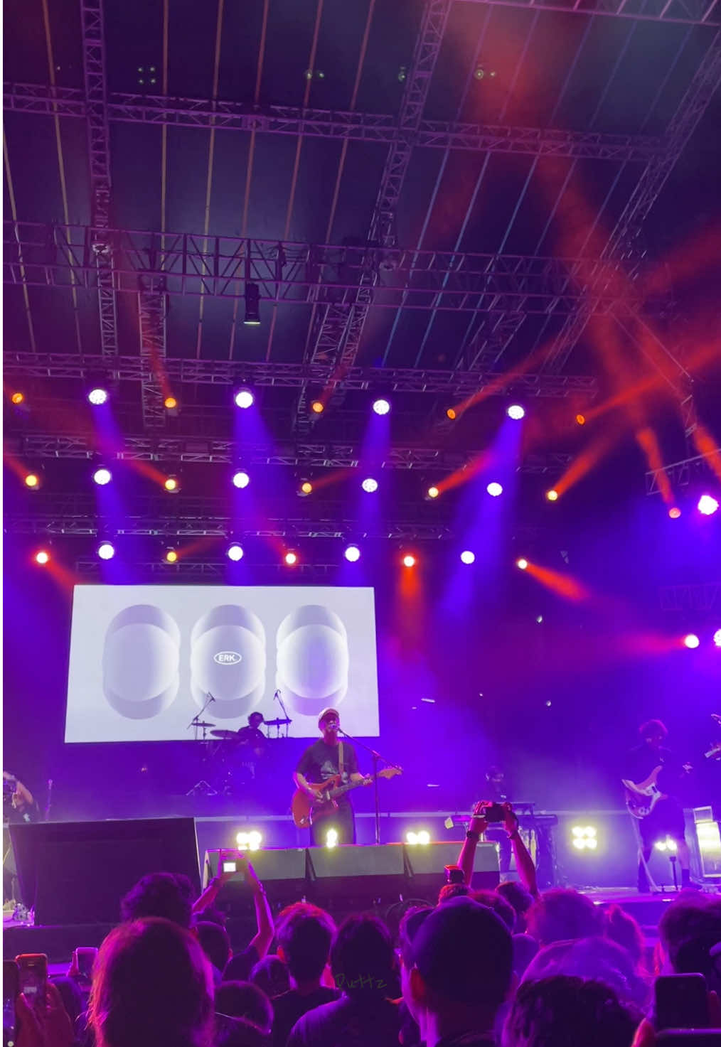 Balerina 🍃 #efekrumahkaca #sebelahmataerk #originfest2025 #UnlimitedPleasure #13YearsOfSilence #supermusic #festivalmusik #jogja24jam #eventjogja 