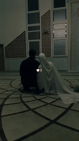 🤲🤍 #CapCut #islamic_video #muslimtiktok ##sabr #hayırlısı #nasip #hayaller #oneday #dua 