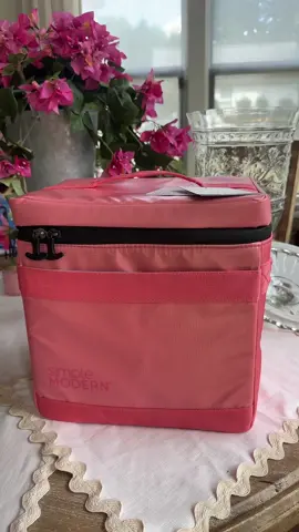 Just the right size for my summer snacks & drinks☀️🧊 @Simple Modern #Summer #cooler #beach #pool #food #kitchen #musthave 