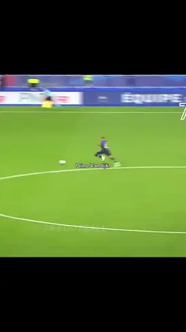 Prime Van dijk 🧱 || #vandijk #defender #footballtiktok #theartofdefending #liverpool #prime #fyp 