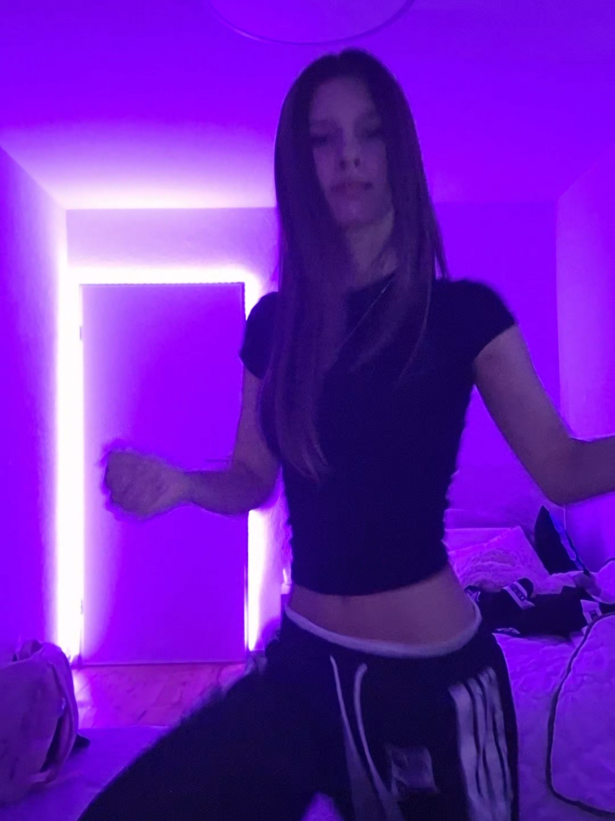 maduro #Mila #dancechallange #foryoupage #dance #dancer #outfitcheck #Milaaa #fyp #follow #viral #trend #russia #russian #russiangirl #girl #🇷🇺 