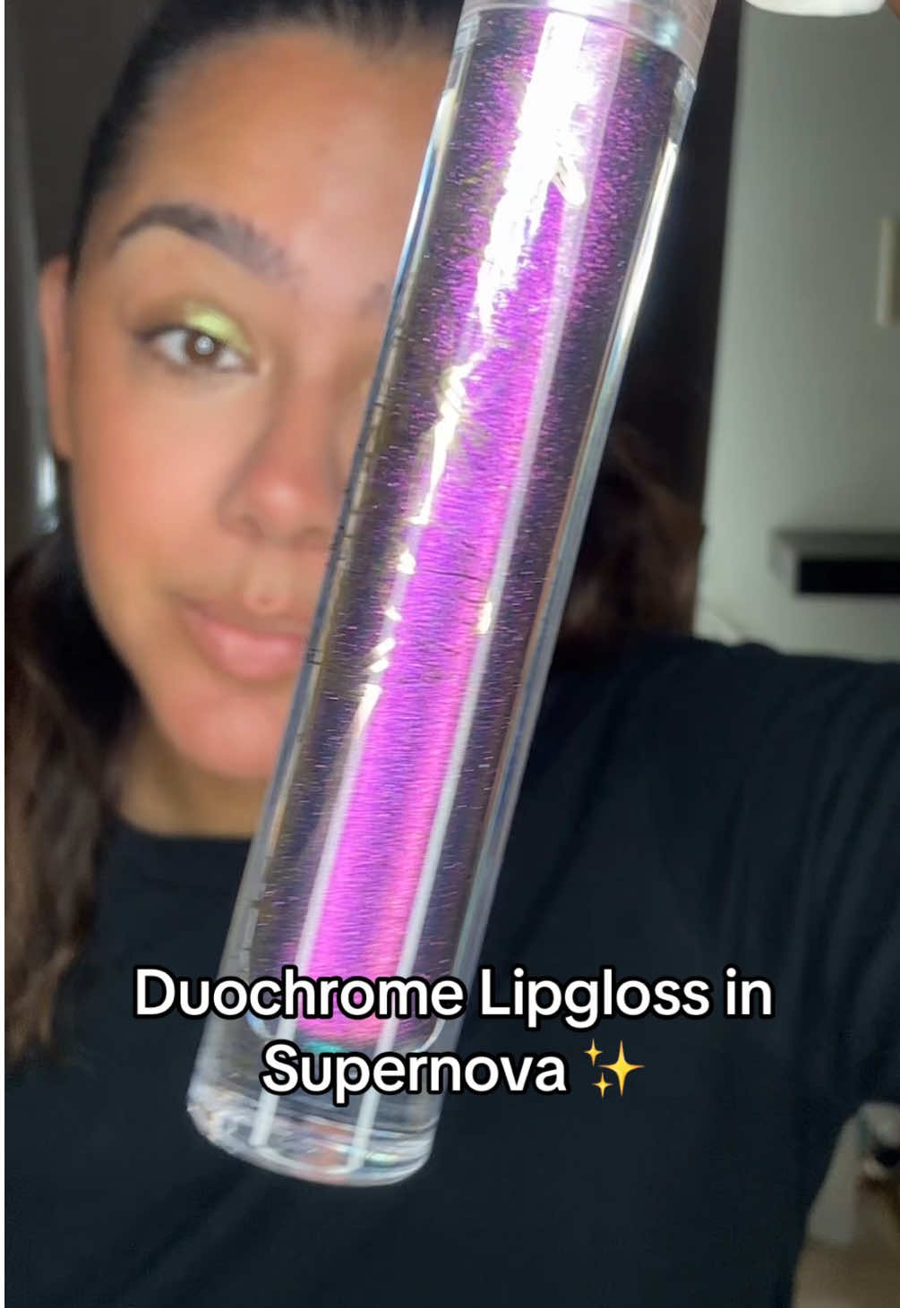 Duochrome Lipgloss in  Supernova ✨ @Yva Expressions ✨ #duochromemakeup #duochromelips #glitterlipgloss #spotlightfinds #purplelips 