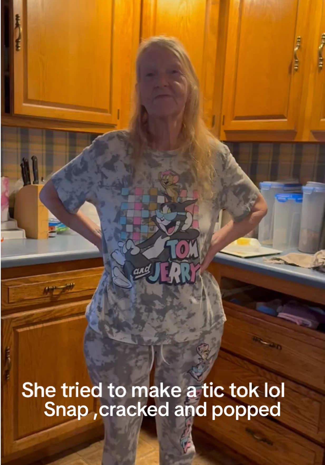 She is so funny#fypage #creatorsearchinsights #lovemymomma 