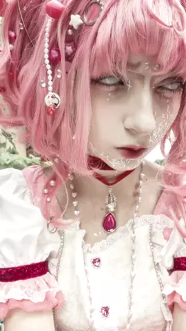 bringing back my madoka.... I SPENT SOOO MUCH TIME ON THE MAKEUP ITS CRAZY and half of it was covered by the wig LOOL  #cosplay #cosplayer #cosplayanime #madoka #madokamagica #madokakaname #madokacosplay #madokakanamecosplay #pmmm #pmmmcosplay #magicalgirl #cutegirl #cute #kawaii #animefyp #fyp 