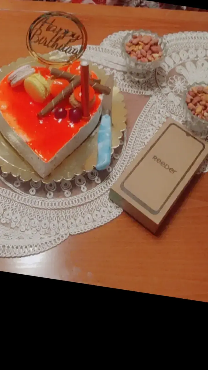 joyeux anniversaire maman🎂🎉kol 3am wnti bkhir
