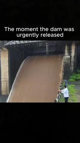#viral #how #water #dam #open #release #moment 