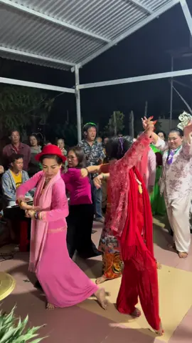 Cuộc giao chiến giữa Triệu Yến Linh và Trương Tam Nương