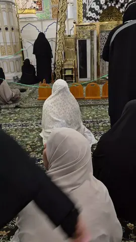 ya Allah ijinkan kami bisa ziarah ke tempat ini lg #Roudhoh  #masjidnabawi 