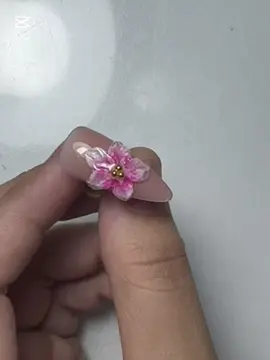 #3D #3dnails #flowernails #flower #nails #tuto #tutorial #3dnailsflowers #art #Love #practice #practicemakesperfect #algeria #oran #fatoumata #dz #makeitart #fyp Aya sayouha w goulouli ✨🌸🌼🌸