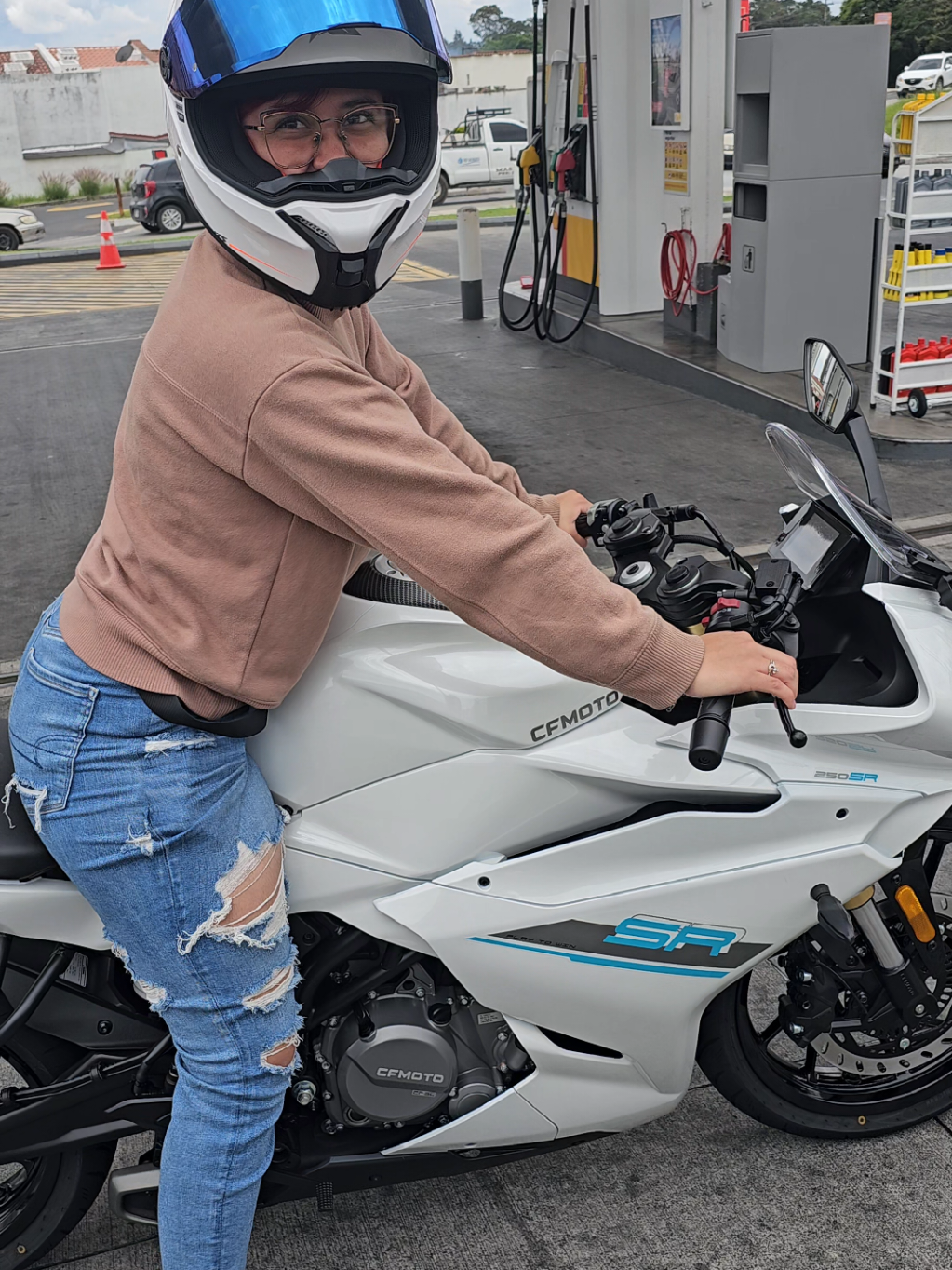 🥹❤️ #biker #bikergirl #cfmoto #yess #bc_yess