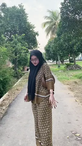 #ootdhijab #ootdfashion #masukberanda 