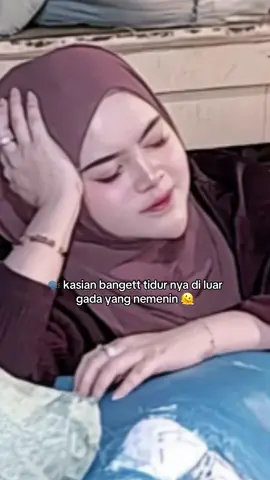 tidurr ditengah ribuan paket skoonheid kalian 🫶🏻🥹 #fypシ #fypシ゚viral #fypage #fyp #ampulemyskoonheid #bodycare #insecure #beautytips #putihbersihglowing #glowuptips #pemutihbadanampuh #bodycarecheck #bodylotion #bodycareproducts #rutin #routine #GlowUp #glowupcheck #produkviral #produkviraltiktok #bpomskincare #bpombodycare #glowup2024 #bodylotion #bodylotionviral #bodylotionwhitening #myskoonheid #skoonheidreview #skoonheid #toner #tonerbadan #exfoliating #niacinamide #glutathione #uvfilterprotection#CapCut 