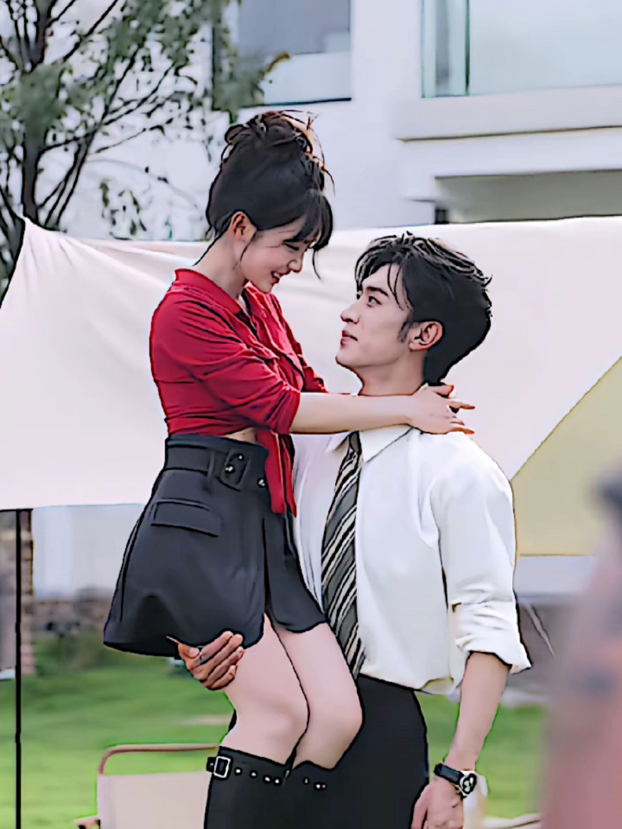 jia si botol yakult ketemu om chensi 🤣 #jiayixuan #jiayixuan贾翼瑄 #chensi #chensi沉思 #shortdrama #drachin #fyp #4u #trending 