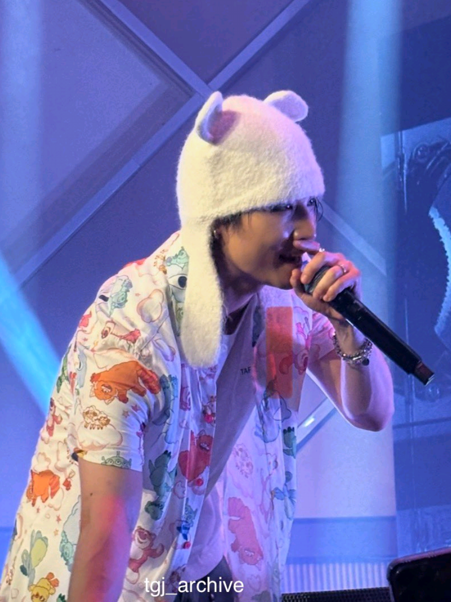 เจบีแร๊ปอย่างเท่แต่งตัวอย่างcute😄🥰🌴🤘#JAYB #JAYBinBrazil #JAYB_ReLoad_SaoPaulo #jaebeom #เจบี 