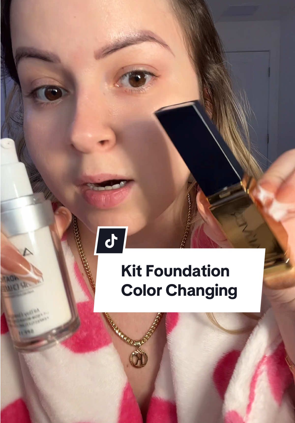 Foundation Sick color changing  #foundationstick #makeup #spfmakeup 