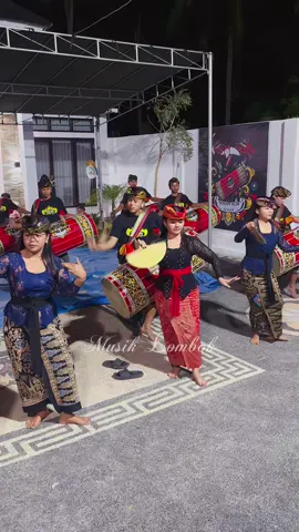 Gendang Beleq Putri Naga dan Duta Gendang Beleq Taehyung Lombok Dan Tiga Jangger Gendang Beleq Papan Atas #lomboktiktok_fyp🌴🌴  #lombokvirall🌴🌴  #lomboktiktok_fyp🌴 @GB PUTRI🐉 KAYULIAN 