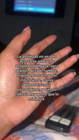 Es uno de los momentos más duros de tu vida porque sientes que la ansiedad te ahoga, te roba la paz y te hace dudar de ti. Pero aunque ahora duela, esto no es para siempre. 🥺🙏 #ansiedadydepresión #fypシ゚ #viraltiktok #fuerte #paratii #ten #sentimental #🥺❤ #🙏🙏🙏 #control 