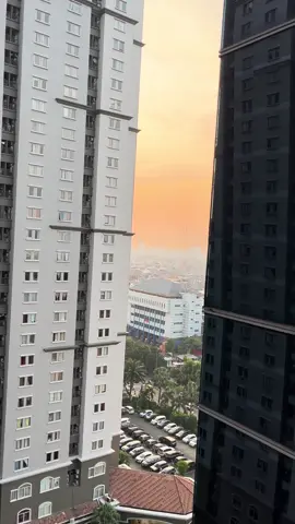 Lumayan buat prank temenmu, biar dikirs lagi jalan jalan padahal mah dirumah 😂 #fyp #videomentahan #prankvideo #freefootage #mentahan 
