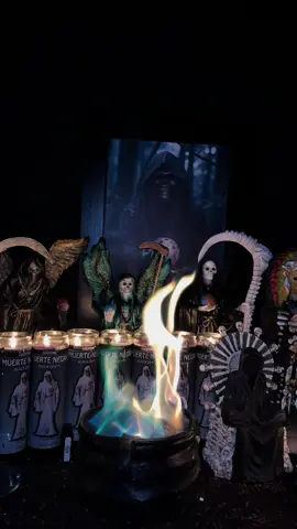 #brujeria #brujeriasdetiktok #brujasdetiktok #santeria #venganza #santerajosefa #santera 