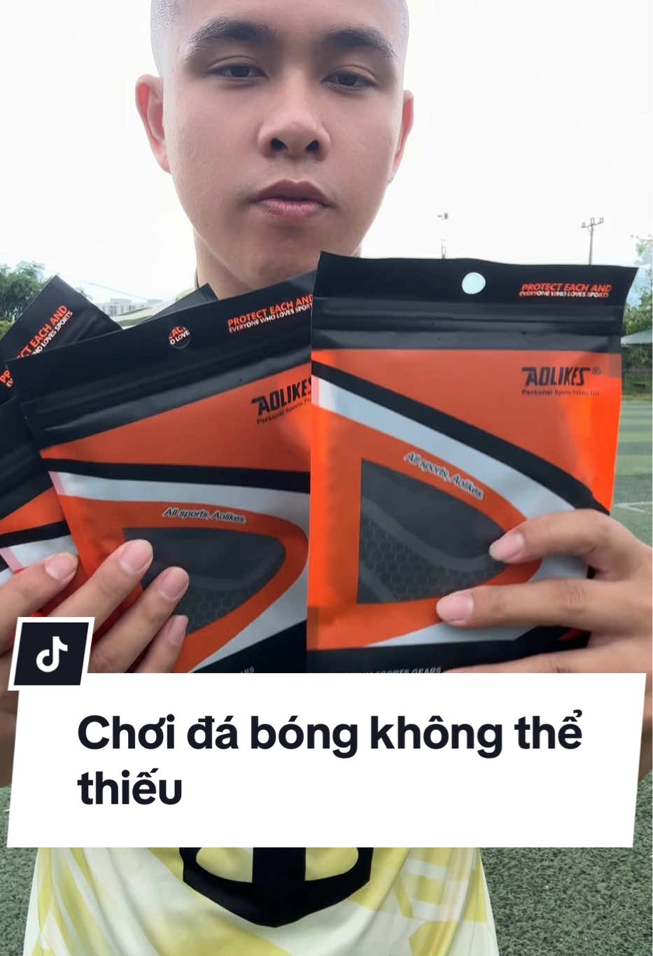 Chơi đá bóng không thể thiếu #bangcochan #bangcuoncochan #latcochan #xuhuong 