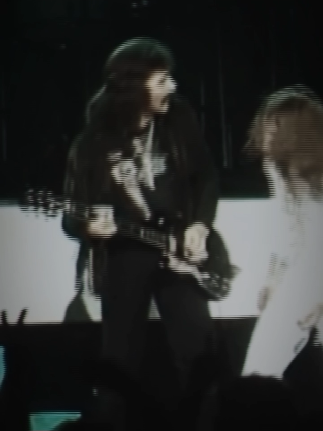 [...build my dreams on flakes of snow, soon i'll feel the chilling glow..] #snowblind #blacksabbath #1972 #heavymetal #ozzyosbourne #tonyiommi #billward #edit #song #fyp #lyrics