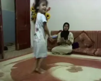 وحده من البنات حلفت انزله ع ذا الساوند ههههههههههههههه✋🏼 #غمضت_عيوني_خوفي_للناس_يشوفوك_مخبى_بعيوني #هواجيس_الليل #fyp #explor #اكسبلور 