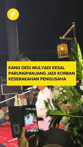 Kang Dedi Mulyadi merasa kecewa karena warga Parungpanjang sudah bertahun-tahun jadi korban keserakahan para pengusaha. Setiap hari harus hidup di tengah debu dan jalan rusak akibat truk-truk pengangkut material. Padahal, material dari Parungpanjang inilah yang bikin kota-kota besar bisa punya jalan mulus, dan gedung tinggi. Ironisnya, warga yang tinggal di sumber kekayaan itu justru nggak banyak merasakan manfaatnya. #saveparungpanjang #parungpanjangviral #mediautamaparungpanjang