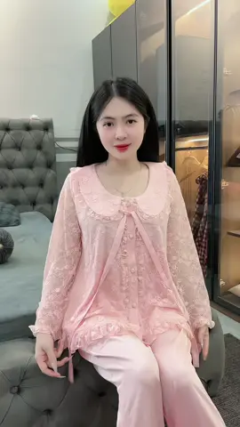 Hehe xinhh quá dạ😜#xuhuongtiktok #ngânpul #đồbộmặcnhàdễthương #xuhuong 