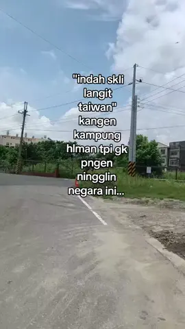 pengen plng tapi msih pengen tinggal dsni, pengen cuti tapi msih galau plng gk ya, pngn los dl kontrak kedua baru plng tpi kangen😫#fyp #semuaorang #jangkauanluas 