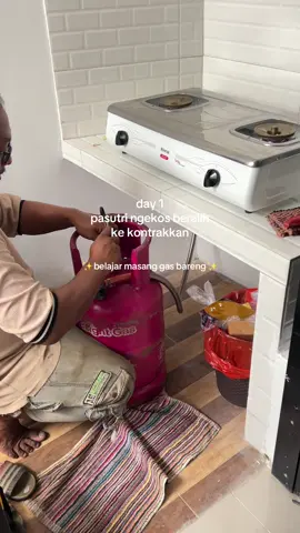 sampe diketawain bapak gas😩🤣 #day1 #day1trend #trend #pasutri #kontrak #fypシ゚viral 