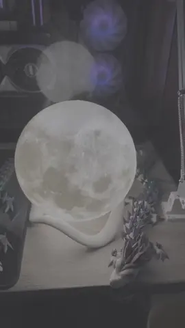 Moon Lamp – bring the beauty of the cosmos right into your home with this stunning 3D printed creation. Crafted from eco-friendly PLA plastic, I’ve designed this lamp using authentic NASA imagery, capturing every detail of the moon’s surface. From its craters to the texture, this lamp offers a realistic and breathtaking lunar experience that feels like having a piece of the moon itself in your room. You can buy this and other of my works on https://www.etsy.com/shop/VoxelForge3DStudio?ref=shop-header-name&listing_id=4328303034&from_page=listing