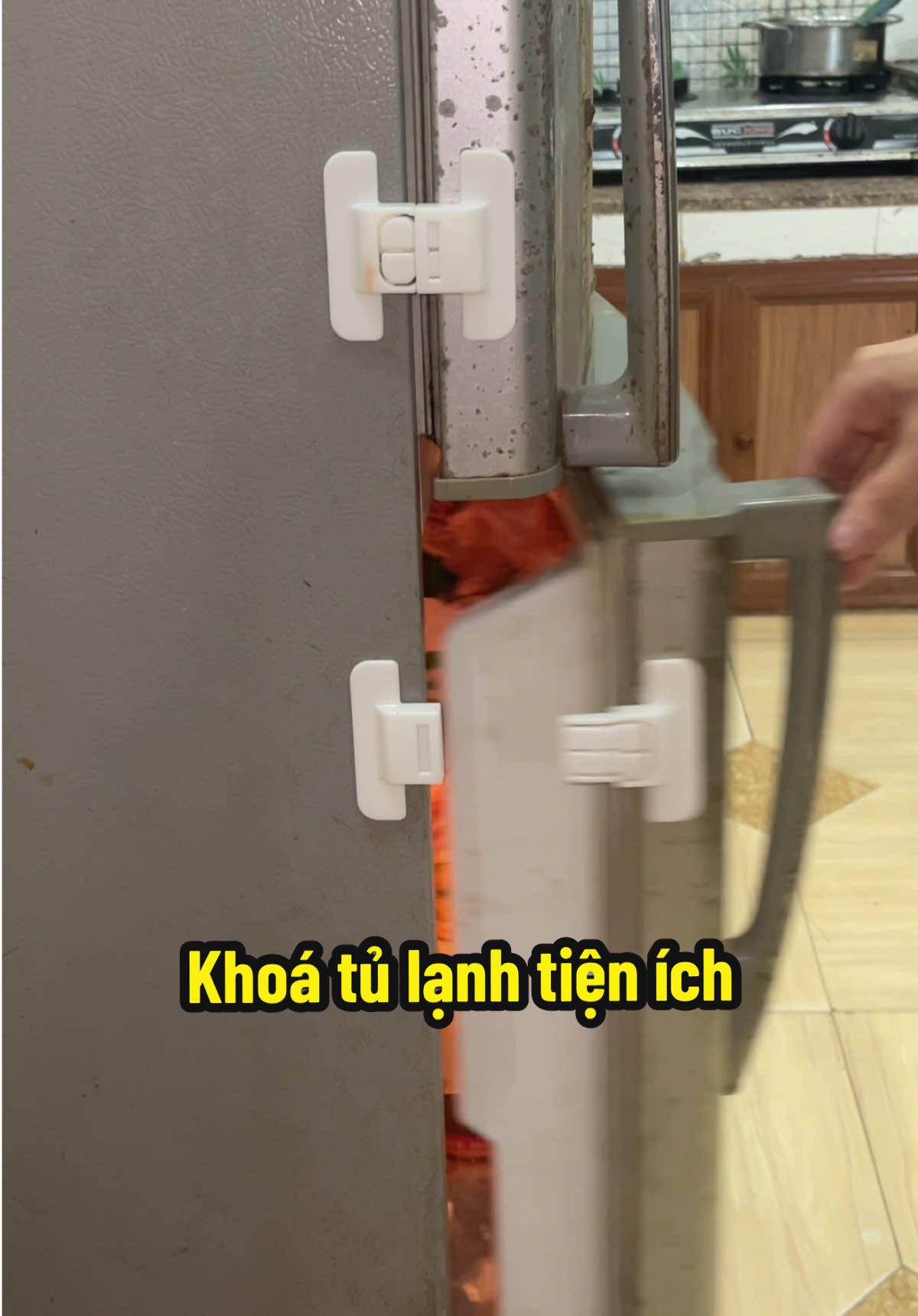 Khoá tủ lạnh, vật dụng tuy nhỏ bé nhưng lại rất hữu ích #duckennyreview #khoatulanh #giadungthongminh #giadungtienich 