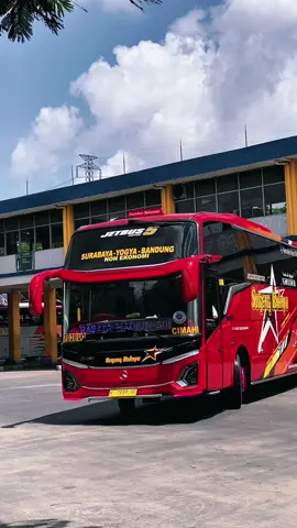 Sugeng rahayu Patas Surabaya-bandung#tiktok #fyp #fyppppppppppppppppppppppp #terbaru #bis #bus #busjawatimuran #pelarikonten #sumbergroup #sugengrahayu #sumberselamat #jogja #jogja24jam 