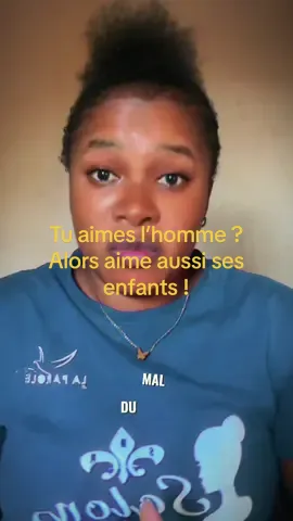 Tu aimes l’homme ? Alors aime aussi ses enfants ! Si tu n’aimes pas ses enfants, tu n’aimes pas cet homme. Une femme digne construit, elle ne détruit pas. Attention à ne pas être une Jézabel moderne. #RespectFamille #FemmeMature #RelationToxique #FemmeRespectable #ConscienceFéminine #FamilleAvantTout #AimeSesEnfants #TikTokRDC #VéritéQuiFrappe #juliennelk #fypp 