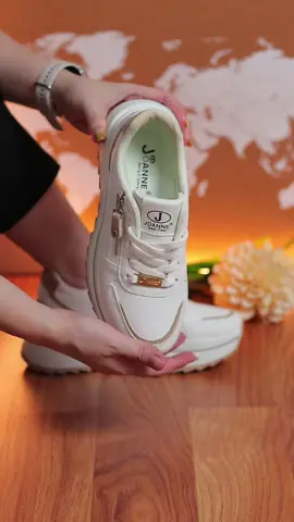 Sepatu joanne putih cewek sneakers wanita nyaman dipakai #sepatumurah #sepatusneakers #sepatujoanne #sepatuputih #sepatuwanita #sepatucewek 