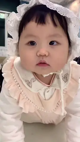 😘 Nàng Thơ Yaoyao #cute #yaoyiyao #babylove #瑶一瑶小肉包 #cutebaby#babygir💗💗💗💖💖💖❣️ #yaoyao #babycute #socute #瑶一瑶 #xuhuongtiktok #xh #viral