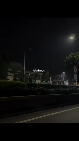 dan kau harus, temukan sebuah cinta yg pasti #foryou #lyrics #xybca #xyzbca 