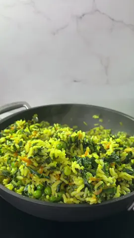 This colourful Spinach Rice proves that simple meals can still deliver on taste. Packed with veggies and expertly seasoned with Seven Colours Grill Seasoning™️, it's ideal #SCGS Spinach Rice recipe  Ingredients  2 cups (500 ml) White rice 3 cups (750 ml) boiling Water ½ tsp (2,5 ml) salt 1 Tbsp (15 ml) Oil ½ medium onion, chopped 1 tsp (5 ml) minced Garlic  1 Tbsp (15 ml) Seven Colours Grill Seasoning™️ ½ tsp (2,5 ml) Turmeric powder 1 cup (250 ml) finely grated Carrots 1 bunch Spinach, cleaned, veins removed, and chopped ¼ cup (62,5 ml) frozen Peas, defrosted Method  Place the rice and water in a pot, add the salt and bring to a boil over medium-high heat. Simmer until the rice is cooked and water absorbed, about 30 minutes. Set aside. In a large pan, heat the oil, add the onion and cook gently until translucent, about 5 minutes.  Add the garlic, Seven Colours Grill Seasoning™️ and turmeric. Mix to combine. Add the carrots and cook until soft, about 3 minutes. Add the spinach and peas, and cook until the spinach is wilted and the peas are hot, about 5 minutes. Add the cooked rice and mix. Serve. #food #tiktoksa #fyp #zee_thecook #spinachrice 
