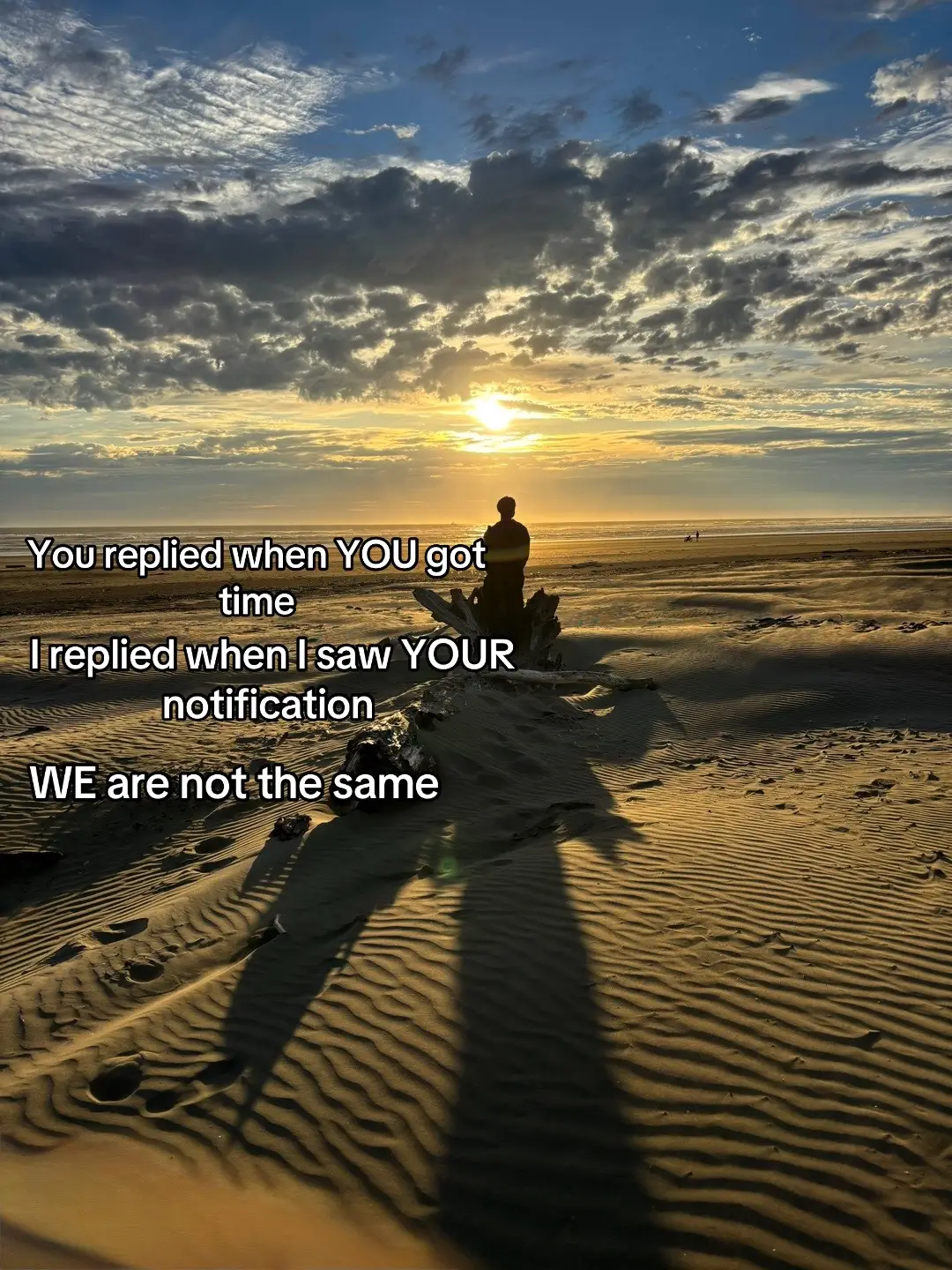 #weisnotthesame #texting #text #textingback #fyp #foryou #sunset #beach #flicks 
